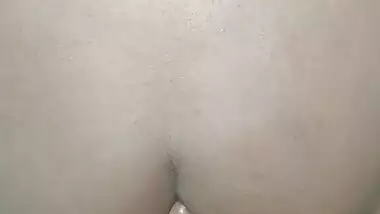 Indian Bhabhi Is Cheating On Her Husband And Fucked With Her Boyfriend In Oyo Hotel Room With Hindi Audio Part 11