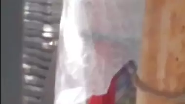 Desi aunty outdoor bath