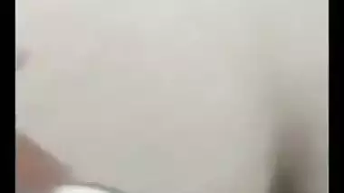 College girl on WhatsApp showing boobs viral xxx