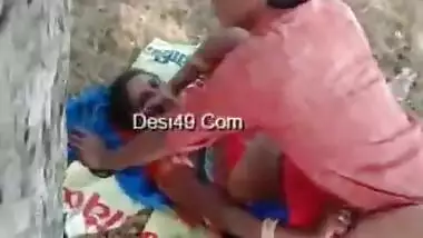 Desi village aunty caught fucking in khet