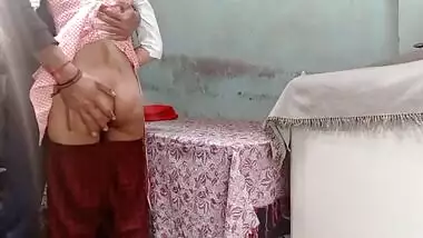 Newly married couple’s full romantic sex video in Hindi, hard fuck, chude wali girl, Indian porn sex, DESISLIMGIRL XVIDEO