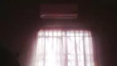Sasiya Telugu hot slut girl naked solo video