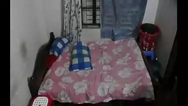 Desi home made porn mms of famous savita bhabhi with secret lover