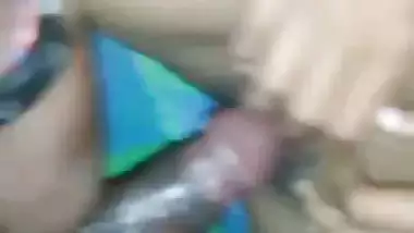 Man fucks a desi girl’s tight pussy in hardcore xxx video