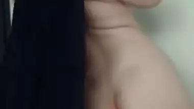 Redhead secretary knows what you want - VERTICAL - MollyRedWolf