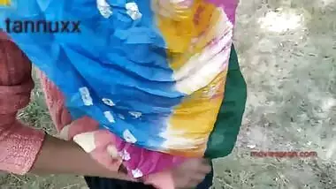 Horny Desi boy convinces GF to have XXX chudai in the fresh air