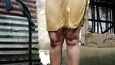 Desi GF cheated her BF showing her naked body to the Telegram camera