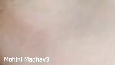 Property brother take the opportunity to satisfy his Bhabhi with his Huge lund in hindi audio