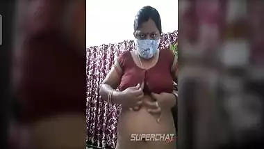 Desi Indian And Live Cam In Sexy Amazing Bbw Bhabhi Sexy Sneha Dancing Nude In Kitchen On