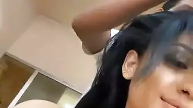 Sri Lankan Queen PiumI Hot Boobs-2