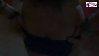 Indian beautiful milf maid fucked by another watchman real hardcore sex video with clear Hindi audio.