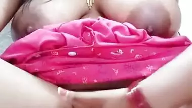 Bengali Boudi In Desi Bahu Massaging Her Big Boobs And Showing Her Pussy!!