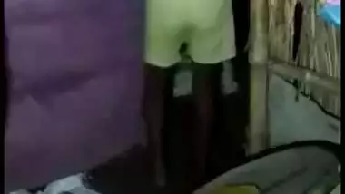 Hot Desi mms video of tiny teen caught having chudai with old lover