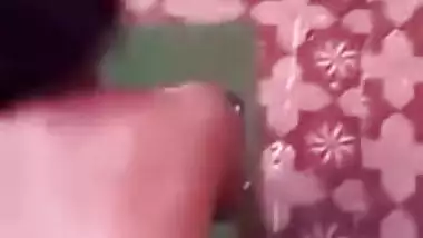 Kinky whore poses with Desi boy in front of camera for XXX lovers