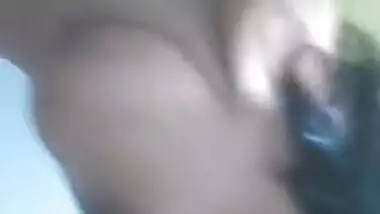 Sexy Desi girl is proud of her XXX melons and it's easy to understand why