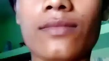 Today Exclusive- Sexy Desi Girl Showing Her Boobs And Wet Pussy Part 1
