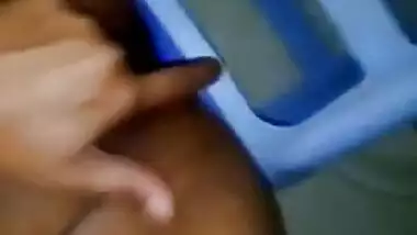 Desi girl has a sex XXX pussy to be masturbated and fingered in shower