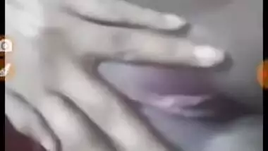 MILF is called by XXX lover who needs Desi to show off her pussy