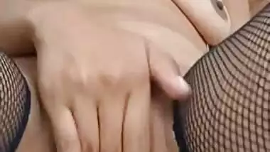 Squirting and pissing during a fuck with a glass dildo and my hitachi
