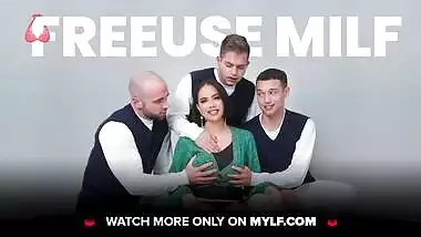 Stepmom Brianna Rose Welcums Her Naughty Stepson With Juciy Twat & Legs Wide Open - Mylf Full Movie