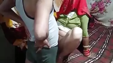 Indian Desi Bhabhi, Desi Bhabhi And Indian Bhabhi - Bhaiya Ke Jaate Hi Bhabhi Se Lund Hilwaya Or Chudai Kari