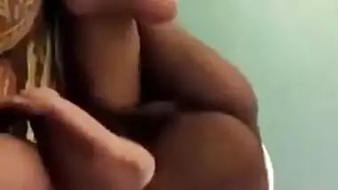Indian XXX whore gives a nice blowjob to Desi friend who fucks her