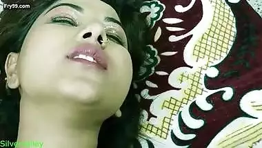 Amazing Sex with Indian xxx hot Bhabhi at home! with clear hindi audio