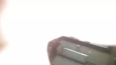 SHONU KI CHUT CHUDAYI APNE DEVAR SE HOTEL KE BATHROOM MEIN CHEATING DESI INDIAN WIFE