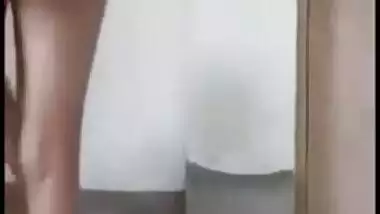 Amateur Desi mms clip of horny Bhabhi caught sitting on lover's face