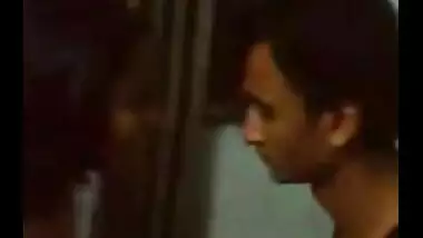 Hindi sex desi porn xxx clip of Indian bhabhi ki chudai with hubby!