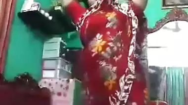 Desi Unsatisfied Married Bhabi Showing Her Big Ass And Pussy For Husband