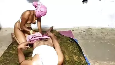 Sex with a Telugu wife in the middle of the night in a dark yellow sari