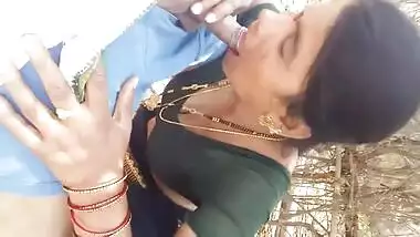 Indian woman with bindi turns out to be a cheating XXX whore