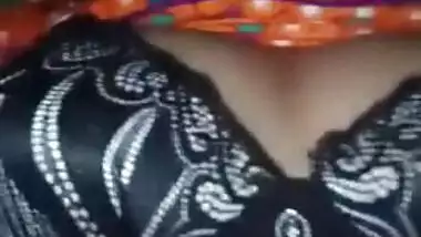 Cheating Desi XXX wife has virtual sex with MMS client vis video link