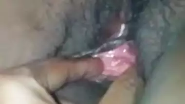 Hot Desi is keen to play with guy's XXX tool and show off her pussy