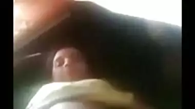 Dirty Desi woman makes guys horny showing pussy in the close-up video